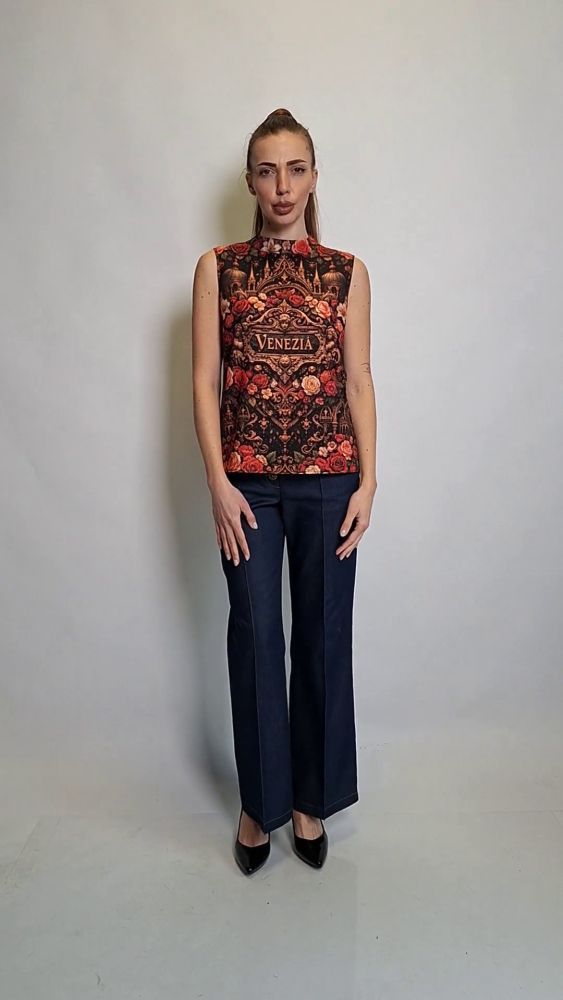 Linen Top with Venetian Motifs